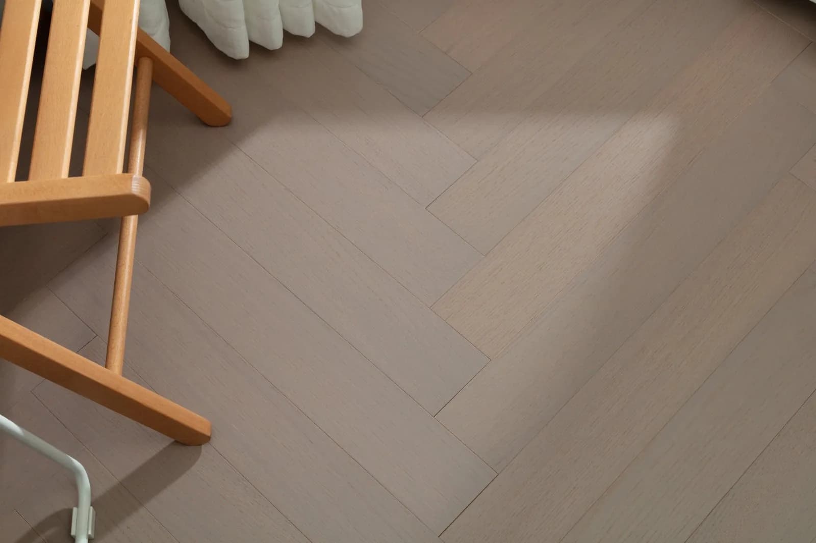 Suofeiya Flooring XR-613 New 3-Layer Oak Night Gray (Herringbone)