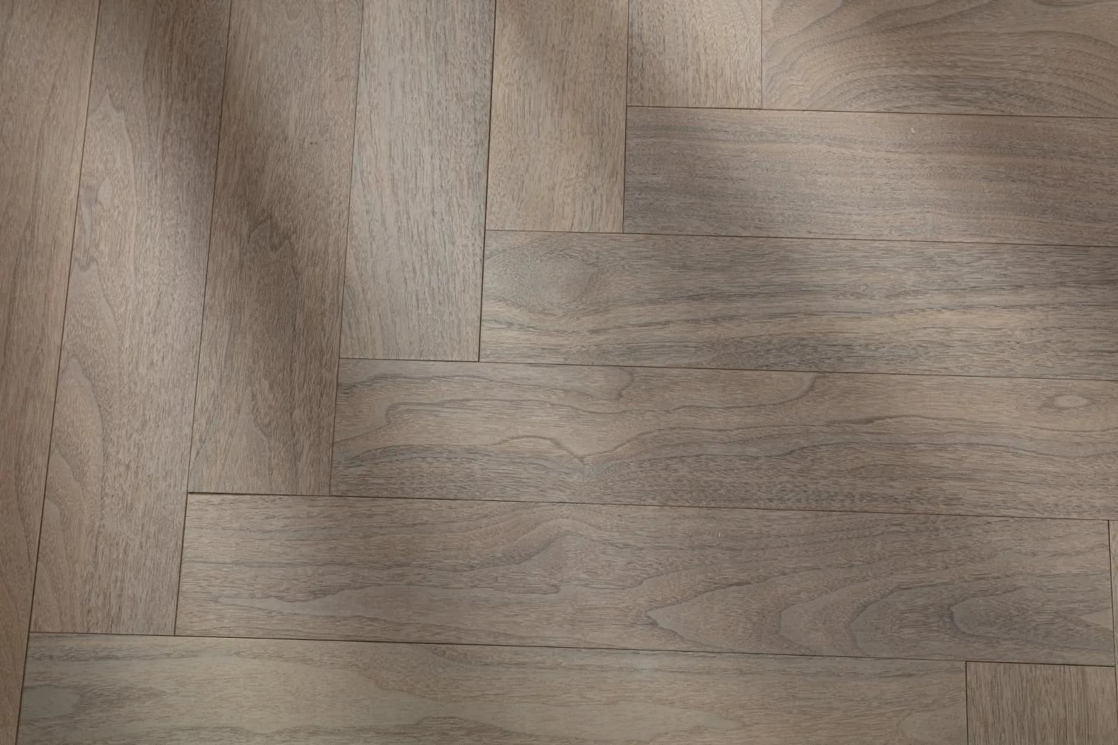 Suofeiya Flooring XR-615 New 3-Layer Black Walnut Wild Goose Gray (Herringbone)